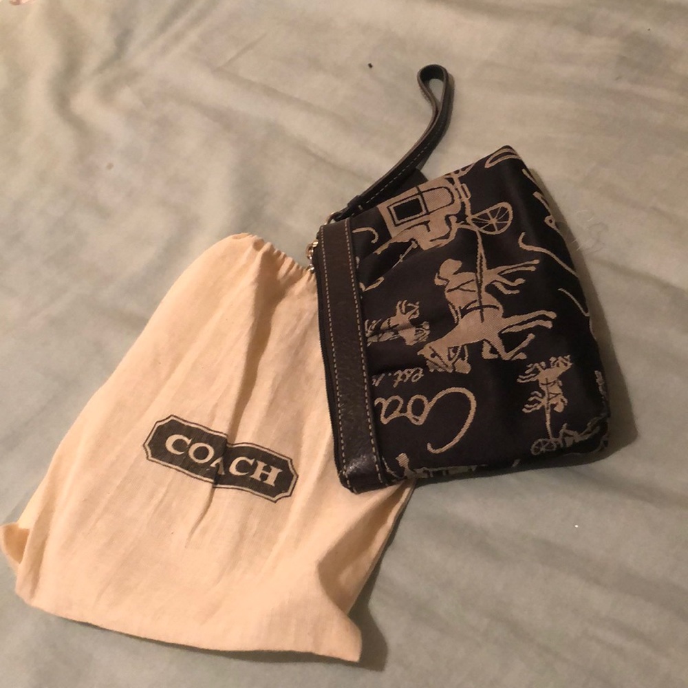 Coach Wristlet Signature Collection 7 x 4 inches